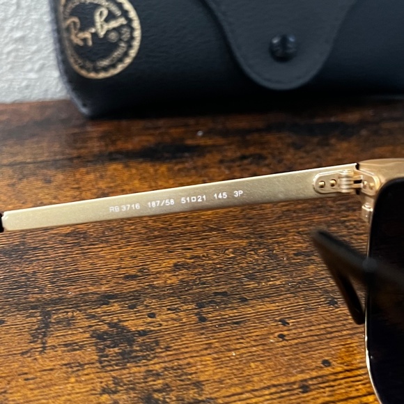 Ray-Ban Clubmaster Metal polarized sunglasses (RB3716). Black frame/green lenses - Picture 2 of 10